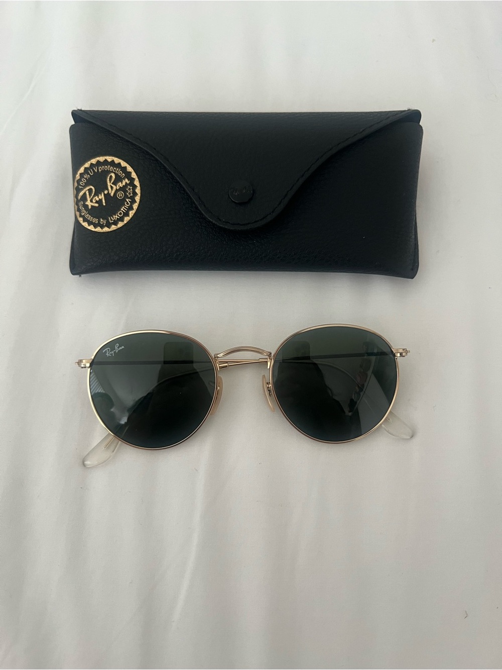 Ray-Ban Gold Frame Sunglasses with Dark Green Lenses